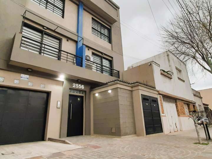 Departamento en venta en Tuyutí, 2566, Valentín Alsina