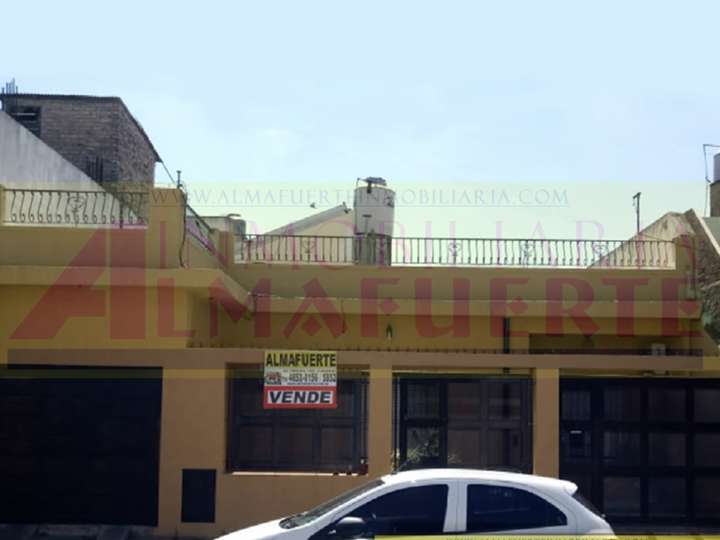 Casa en venta en Alfredo Lorenzo Palacios, 4599, La Tablada