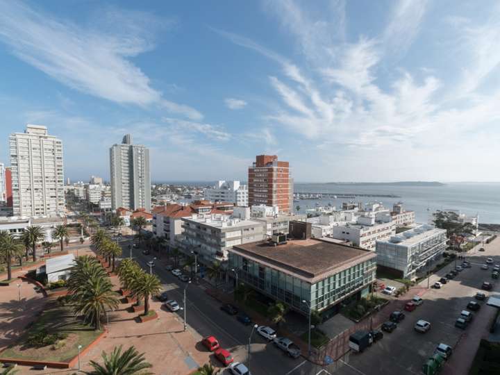 Apartamento en venta en Gorlero, Punta Del Este