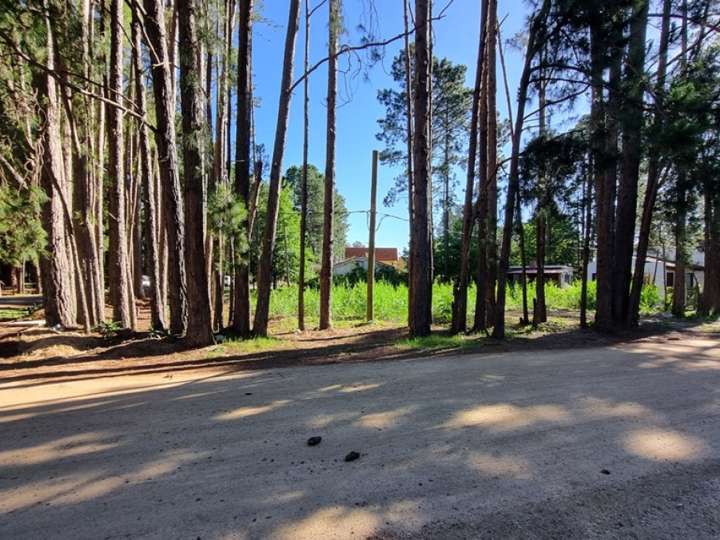 Terreno en venta en Calle 7, Piriápolis