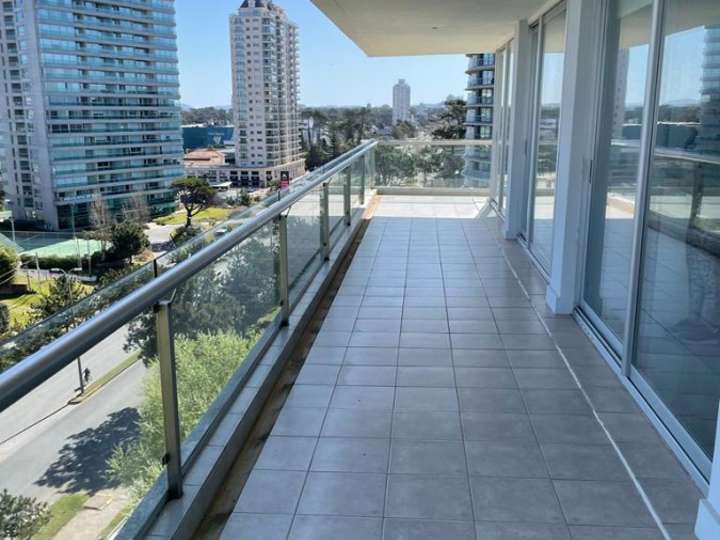 Apartamento en venta en Punta Del Este