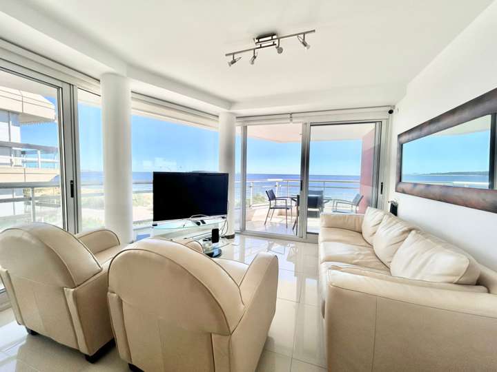 Apartamento en venta en Rambla Doctor Claudio Williman, Maldonado