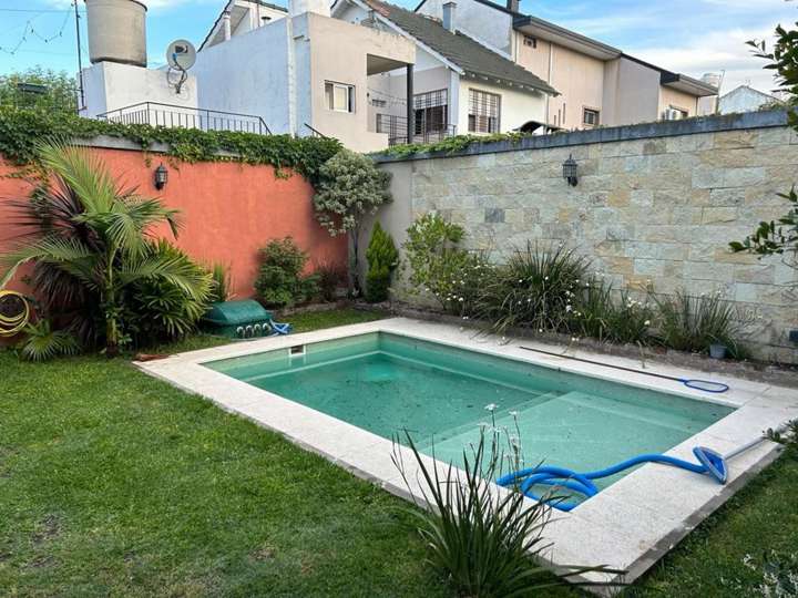 Casa en venta en Vuelta de Obligado, 1206, Haedo