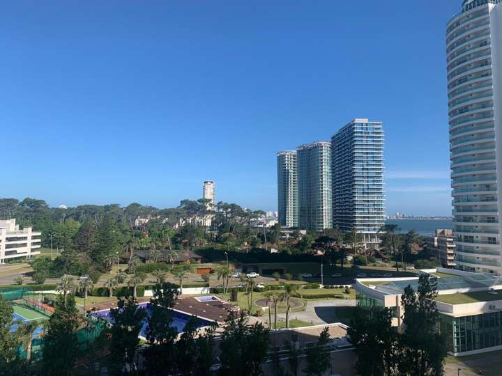 Apartamento en venta en Punta Del Este