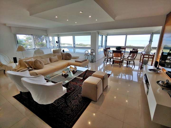 Apartamento en venta en Punta Del Este