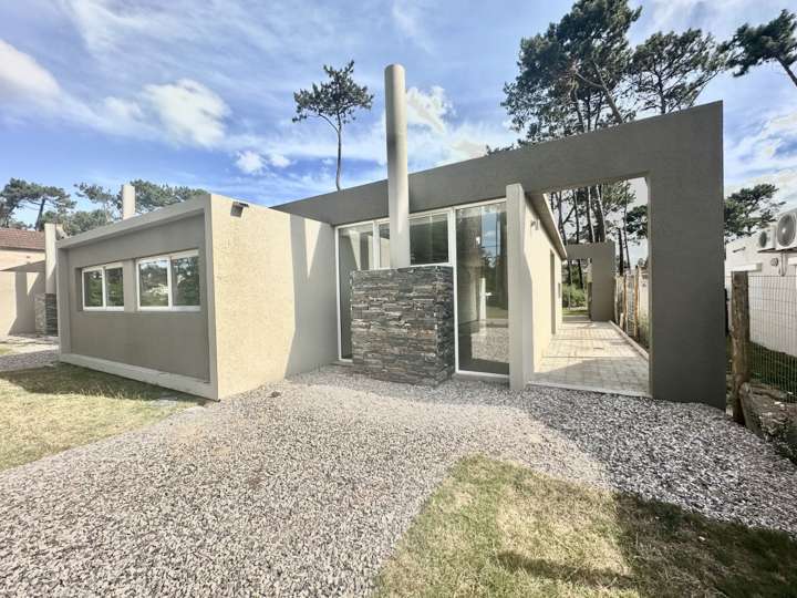 Casa en venta en Pinares, Maldonado