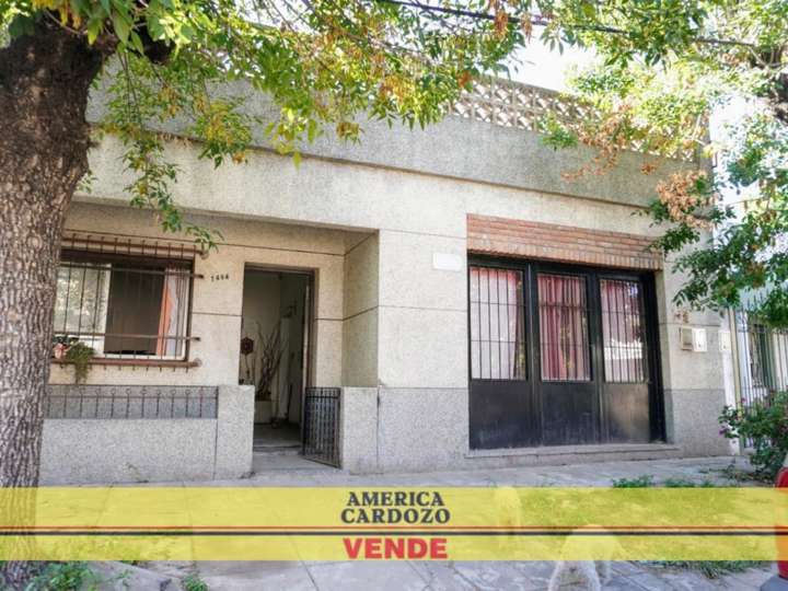 Casa en venta en 500 Edmundo D'Amicis, 500, Buenos Aires