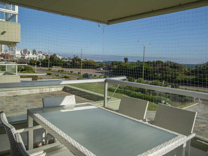 Apartamento en venta en Punta Del Este