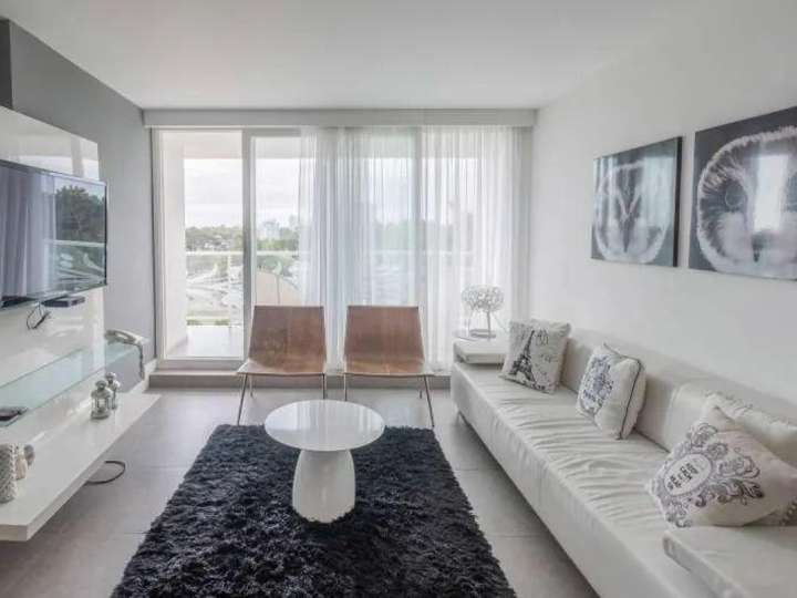 Apartamento en venta en Avenida Franklin Delano Roosevelt, Punta Del Este