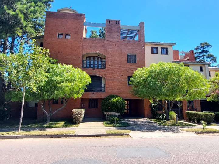 Apartamento en venta en La Capuera