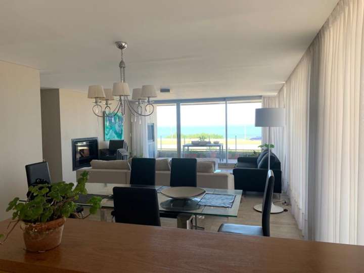 Apartamento en venta en Punta Del Este