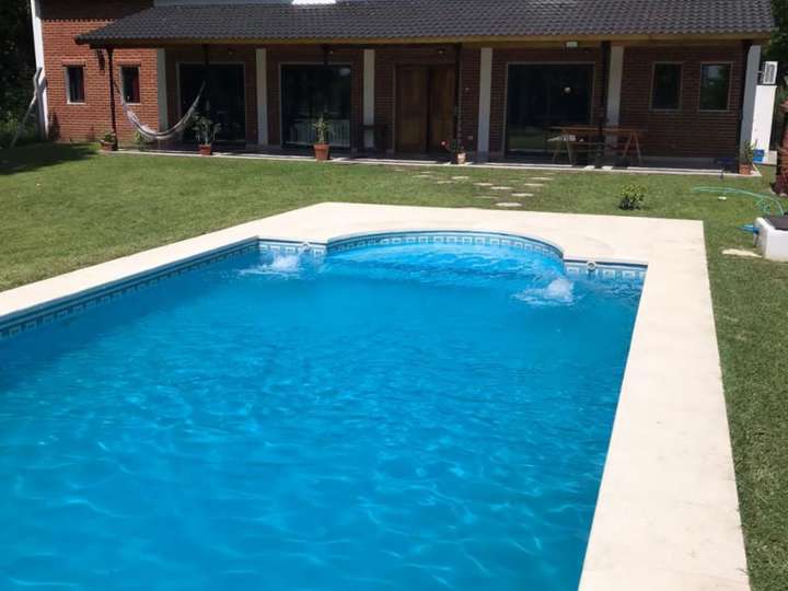 Casa en venta en Sarmiento, Máximo Paz