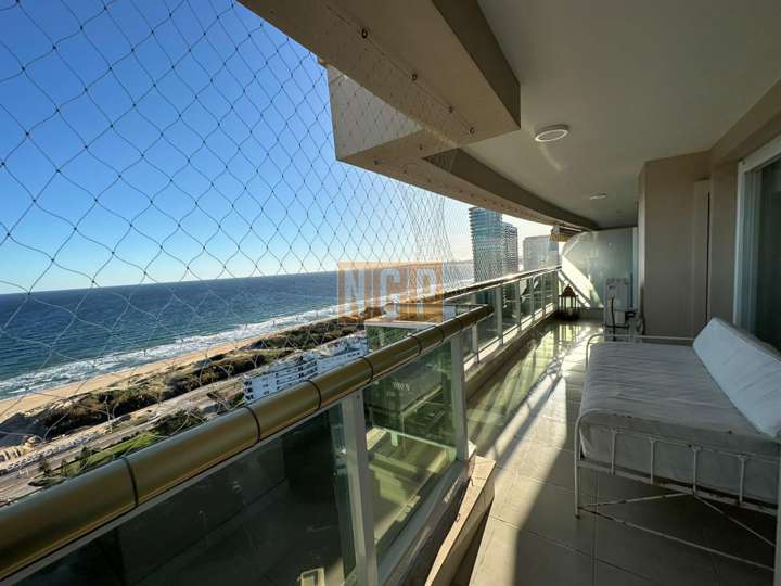 Apartamento en venta en Punta Del Este