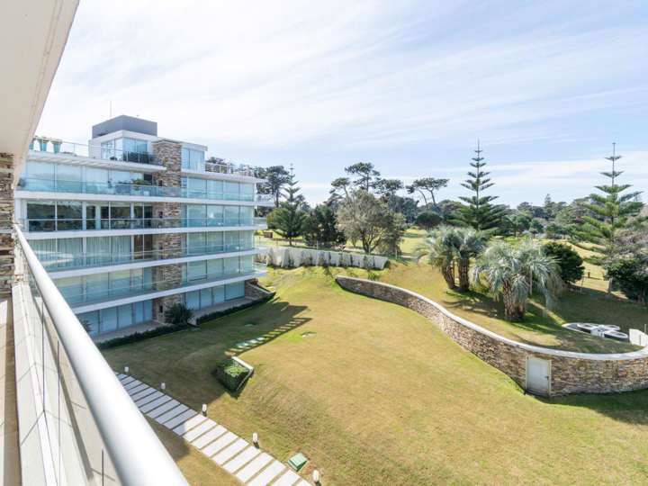Apartamento en venta en Punta Del Este
