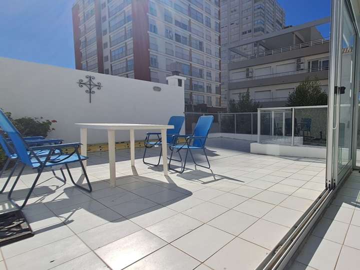 Apartamento en alquiler en Punta Del Este