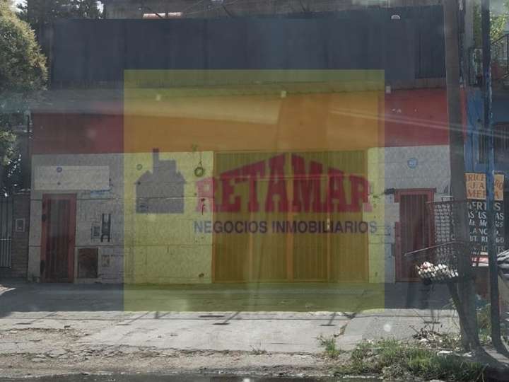 Comercial / Tienda en venta en Tacuarí, 301, Buenos Aires