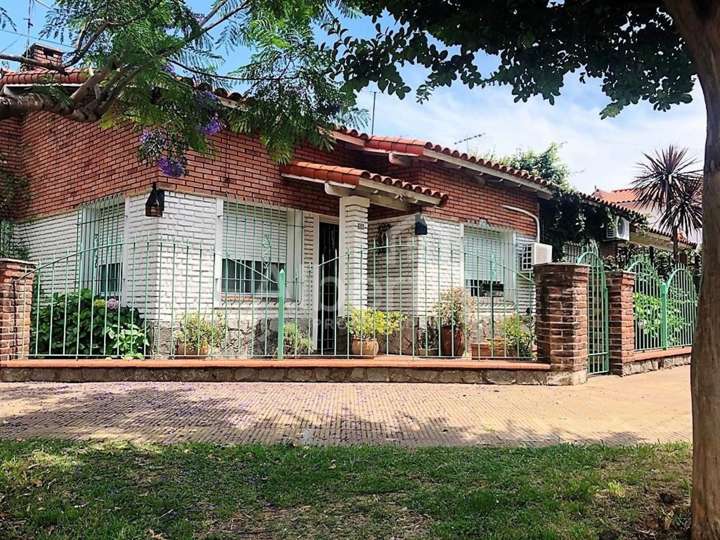 Casa en venta en Argerich, 606, Ciudad Autónoma de Buenos Aires