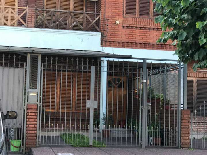 Casa en venta en 201 General José María Pirán, 201, Buenos Aires