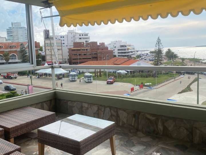 Apartamento en venta en Rambla Doctor Claudio Williman, Punta Del Este
