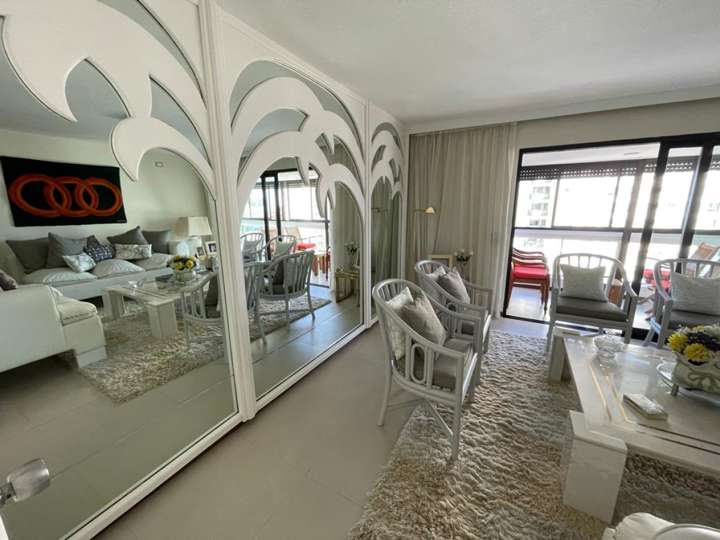 Apartamento en venta en Punta Del Este