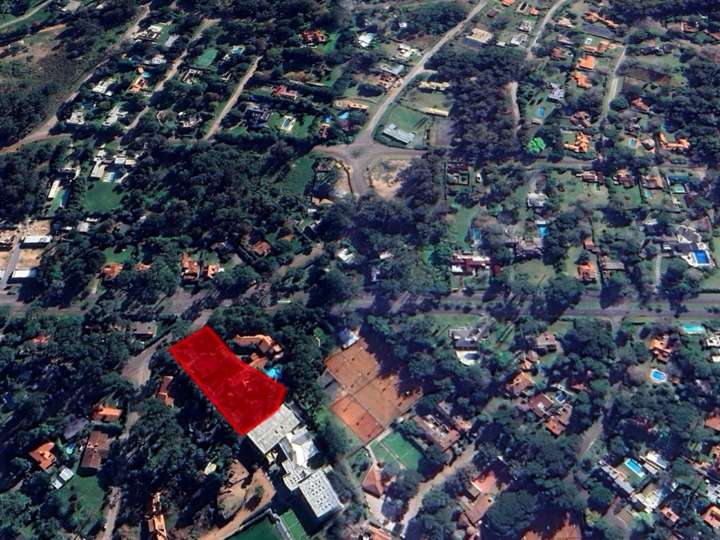Terreno en venta en Punta Del Este