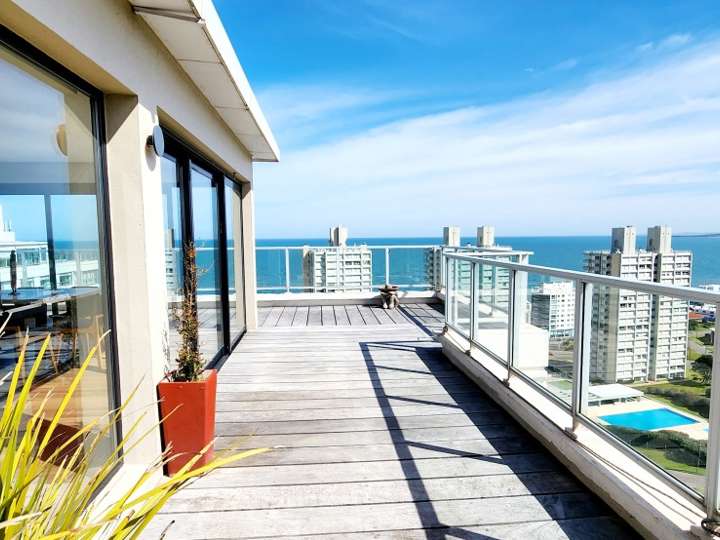 Apartamento en venta en Avenida Del Cabildo, Maldonado