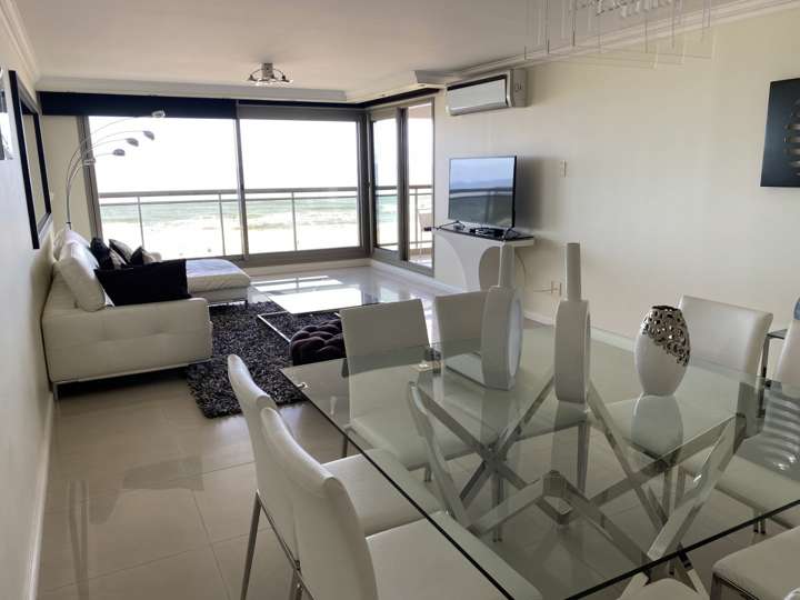 Apartamento en venta en Punta Del Este
