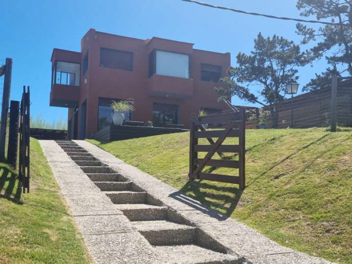 Casa en venta en Calle 4 - El Fogón, Buenos Aires