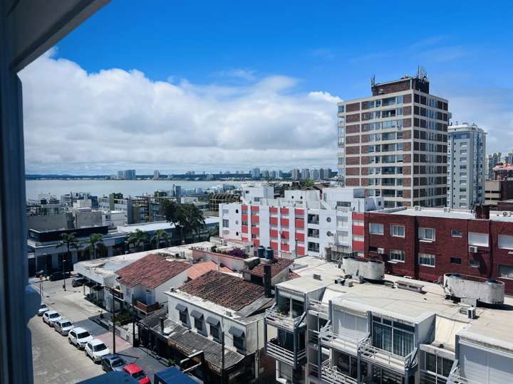 Apartamento en venta en Punta Del Este