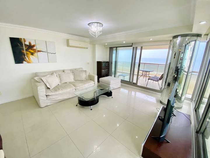 Apartamento en venta en Punta Del Este