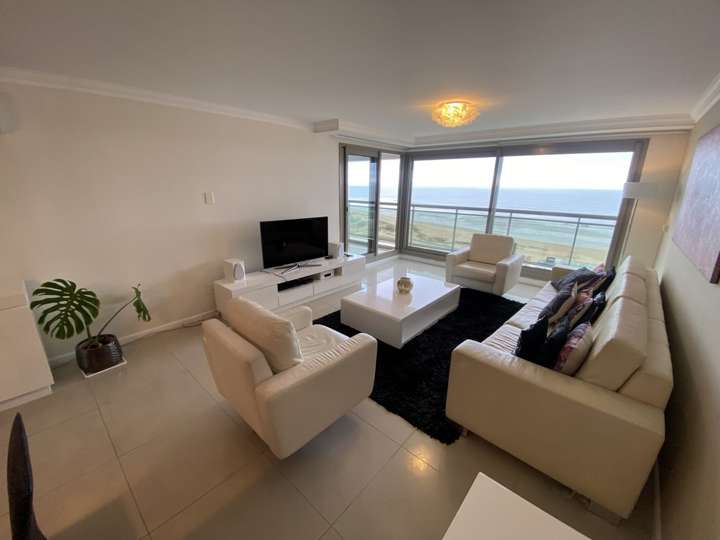 Apartamento en venta en Punta Del Este