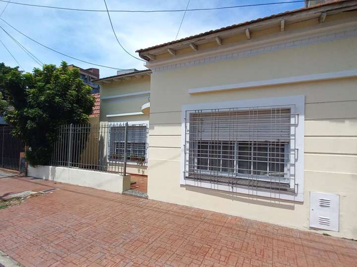 Casa en venta en Las Piedras, 1802, Remedios de Escalada