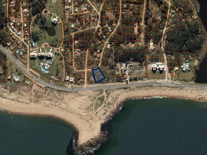 Terreno en venta en Rambla General Artigas, Punta Del Este