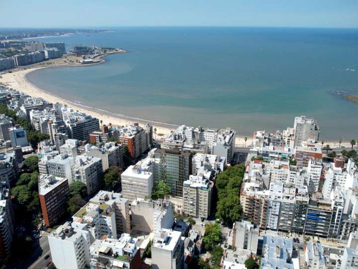 Apartamento en venta en Roque Graseras, Montevideo