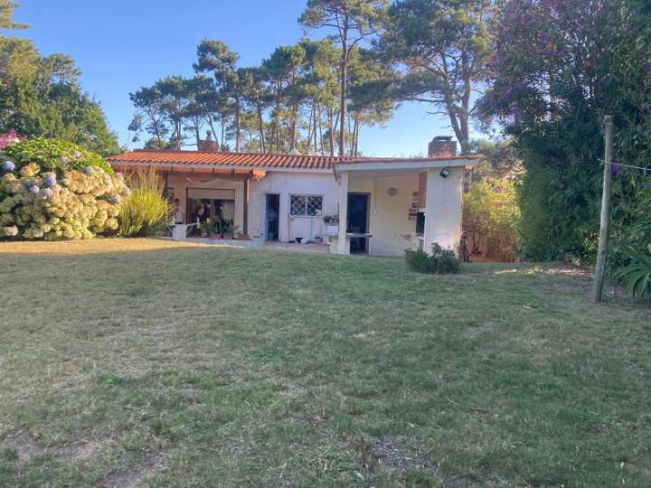 Casa en venta en Pinares, Maldonado