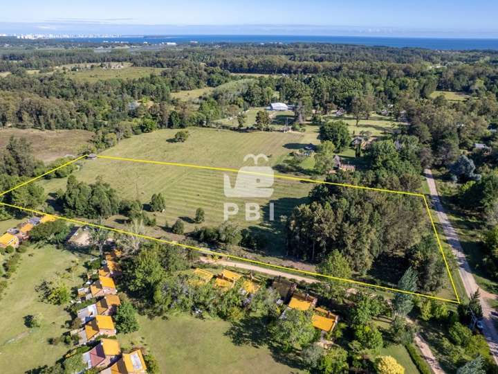 Granja en venta en Avenida Antonio Lussich, Maldonado