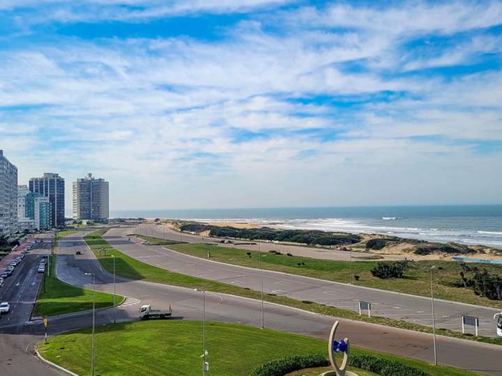Apartamento en venta en Punta Del Este