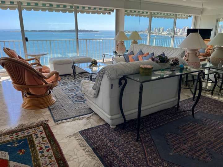 Apartamento en venta en Punta Del Este