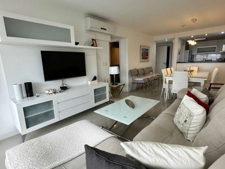 Apartamento en venta en Punta Del Este