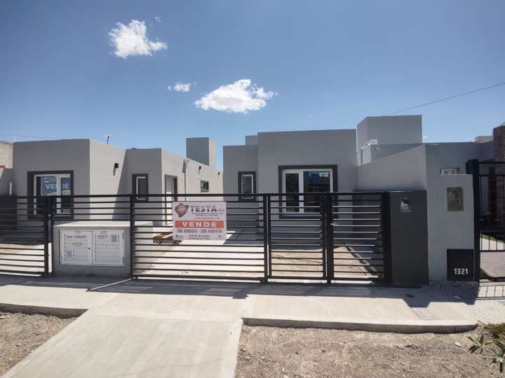 Casa en venta en 122 Cacique Nahuelpan 295, 122, Chubut