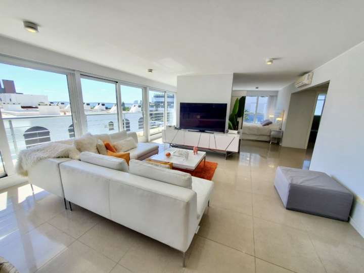 Apartamento en venta en Punta Del Este