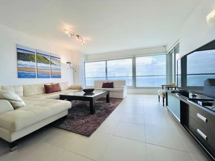 Apartamento en alquiler en Punta Del Este