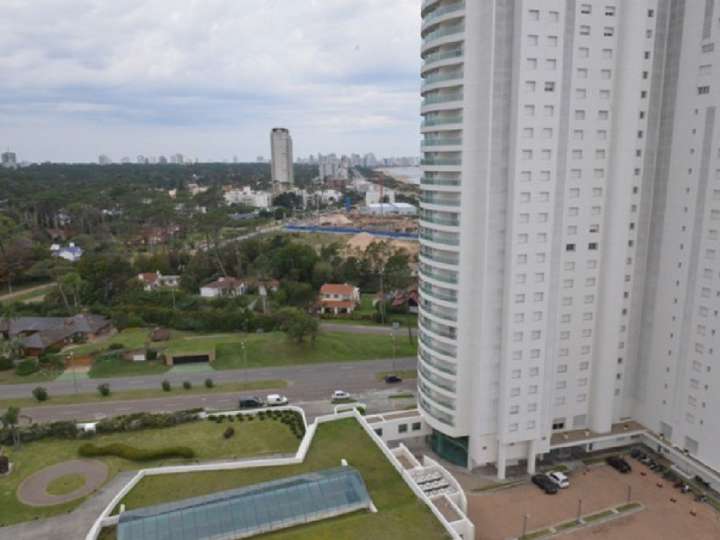 Apartamento en venta en Punta Del Este