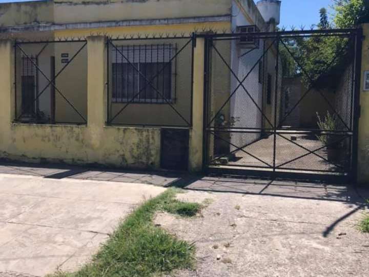 Casa en venta en 31 - Virrey Cisneros, 9106, José León Suárez