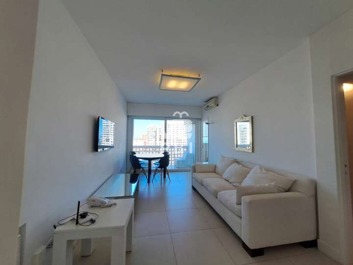 Apartamento en venta en Rambla Doctor Claudio Williman, Punta Del Este