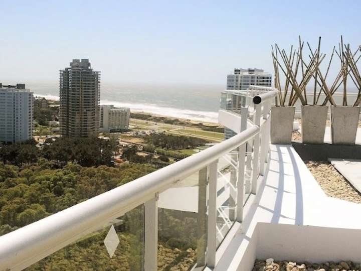 Apartamento en venta en Punta Del Este