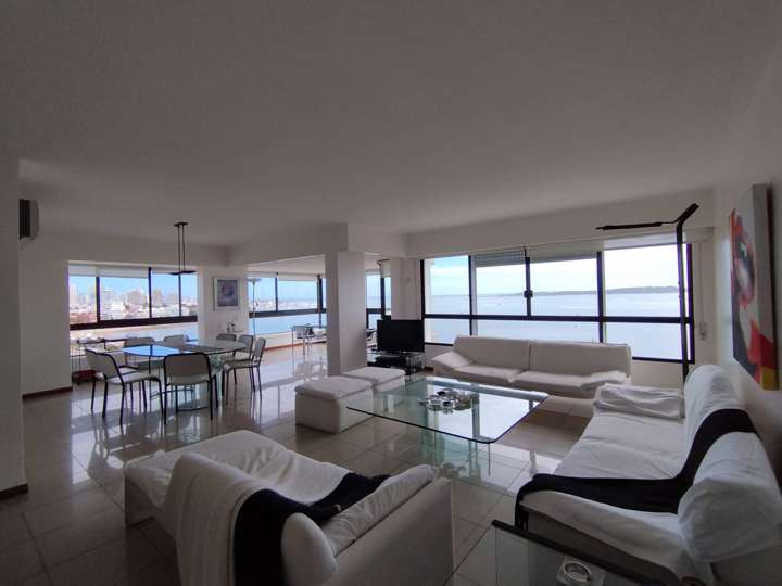 Apartamento en venta en Punta Del Este