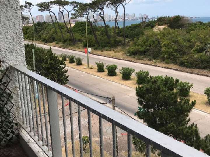 Apartamento en venta en Punta Del Este
