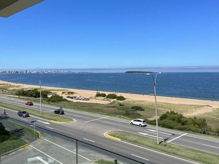 Apartamento en venta en Rambla Doctor Claudio Williman, Maldonado