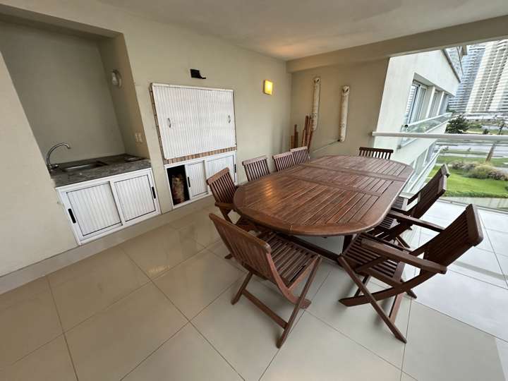 Apartamento en venta en Punta Del Este